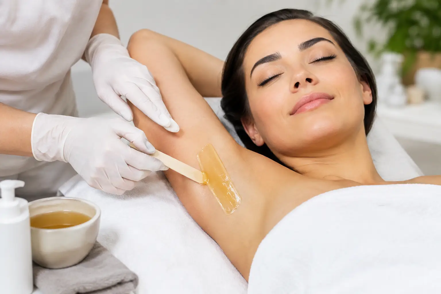 Best Waxing for Sensitive Skin That Feels Kinder